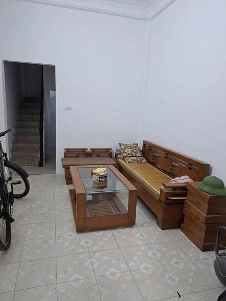 Cho thuê nhà nguyên căn ngõ 246 Minh Khai, Hai Bà Trưng