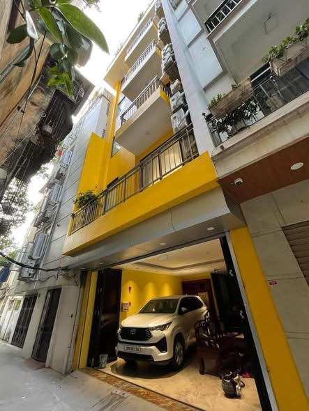 BẠCH MAI -75M x7T THANG MÁY