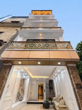 Nhà mới 5 tầng thang máy phố Hoàng Hoa Tham - Văn Cao
