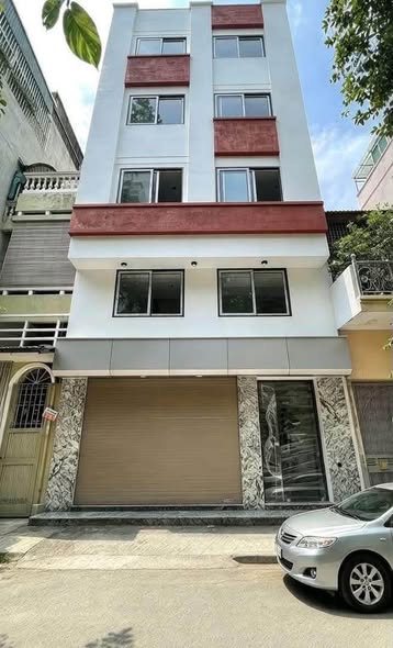 GIÁ TỐT HIẾM KIM NGƯU – TÒA 7 TẦNG – Ô TÔ TRÁNH – VỈA HÈ – KINH DOANH ĐỈNH