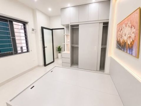 SIÊU PHẨM ĐỐNG ĐA: NHÀ 4 TẦNG, 3 NGỦ, SỔ ĐỎ CHÍNH CHỦ, LÔ GÓC THOÁNG MÁT, GIÁ CHỈ HƠN 5 TỶ!