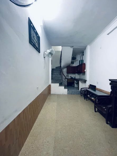Cho thuê nhà nguyên căn ngõ 100 Tây Sơn, Đống Đa...