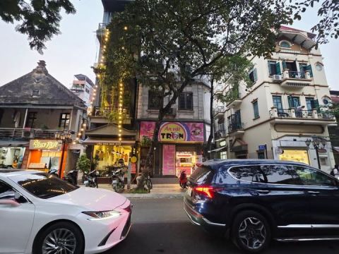 Mặt phố Cửa Bắc trung tâm Ba Đình 72m2 giá 108 tỷ vỉa hè kinh doanh ô tô dừng đồ giáp danh phố cổ