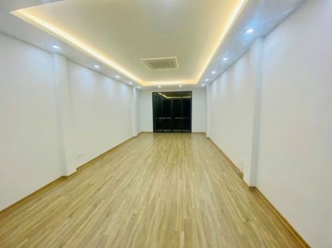 50 triệu/ thángDT 81M 5 tầng thang máyCho thuê nhà Mặt phố Đường Đền Lừ Hoàng Mai