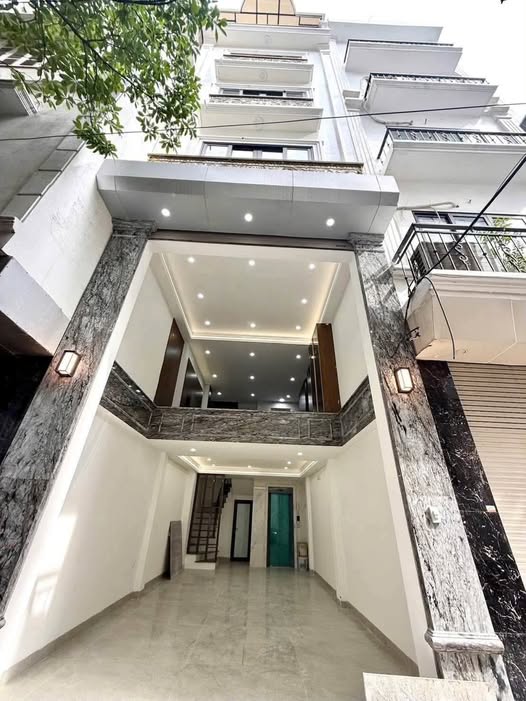 Nhà đẹp, vị trí đẹp, giá thì quá đẹp các bác.