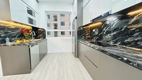 Bán căn hộ chính chủ toà nhà 17T7 Hoàng Đạo Thuý 3pn , góc hướng đn