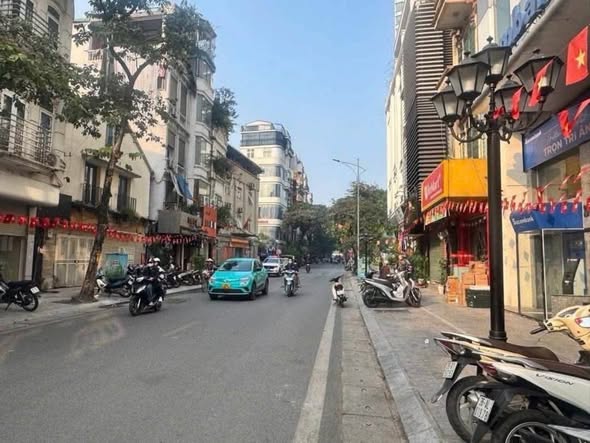 5.5TỶ - BÁN NHÀ CỬA BẮC - 30M2*5T - 20M RA PHỐ - BAGAC - NHÀ MẶT NGÕ - TRUNG TÂM BA ĐÌNH.+ Diện t...