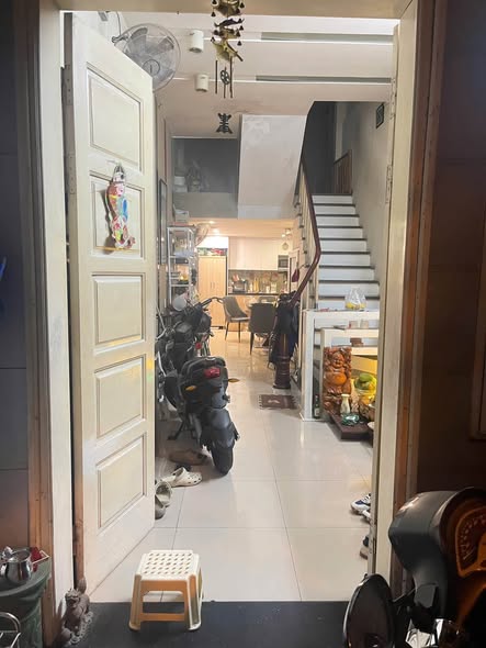 TÔN ĐỨC THẮNG – NHÀ 45M² x 5 TẦNG – 5PN – FULL ĐỒ – CHỈ 15TR/THÁNG