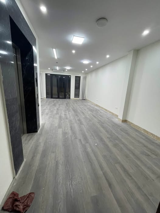 CHO THUÊ LIỀN KỀ LOUIS CITY ĐẠI MỖ – CÓ THANG MÁY