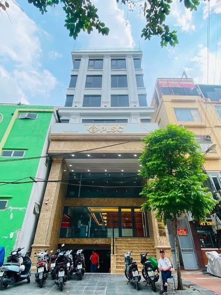 Toà Nhà 8 Tầng Mặt Phố Nguyễn Khang - Trung Tâm Cầu Giấy - Thiết Kế Thông Sàn - Vỉa Hè Đá Bóng - ...