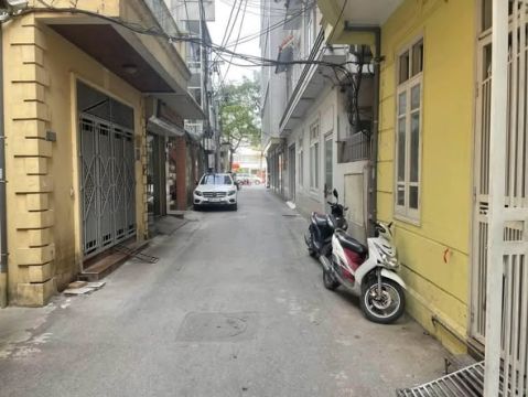 Cho thuê nhà Hoàng Quốc Việt, Cầu Giấy ngõ ô tô đi lại