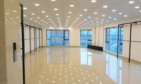 CHO THUÊ SÀN VĂN PHÒNG TRUNG KÍNH - CẦU GIẤY - 80M² - THÔNG SÀN - THANG MÁY - CÓ HẦM