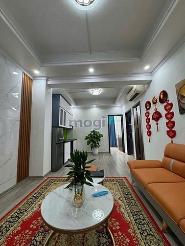Bán Gấp CHCH Cầu Giấy - Hơn 4tỷ - 44m 2 mặt thoáng - Full Nội Thất