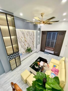 5 Tỉ 950 - KHÂM THIÊN, TRUNG TÂM ĐỐNG ĐA, NGÕ THÔNG HỒ BA MẪU, 4 TẦNG 3 NGỦ, FULL NỘI THẤT, SỔ ĐẸ...