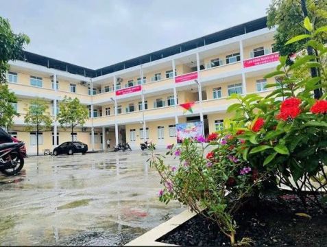 CHO THUÊ NGUYÊN KHU TRUNG TÂM ĐÀO TẠO & VĂN PHÒNG – MẶT TIỀN QUỐC LỘ 32, HOÀI ĐỨC - GIÁ 250 TRIỆU