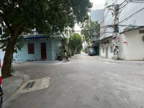 Bán nhà Bát Khối, Long Biên: Lô góc 2 mặt thoáng, diện tích 46.5m², mặt tiền khủng 7m, ngõ thông ...