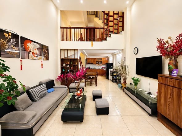 BÁN NHÀ THẠCH BÀN - 4 TẦNG - 50M2 - MT 4.5M - NGÕ Ô TÔ TRÁNH - KINH DOANH