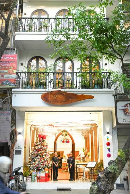 R2 CHO THUÊ MẶT BẰNG VĂN MIẾU – ĐỐNG ĐA