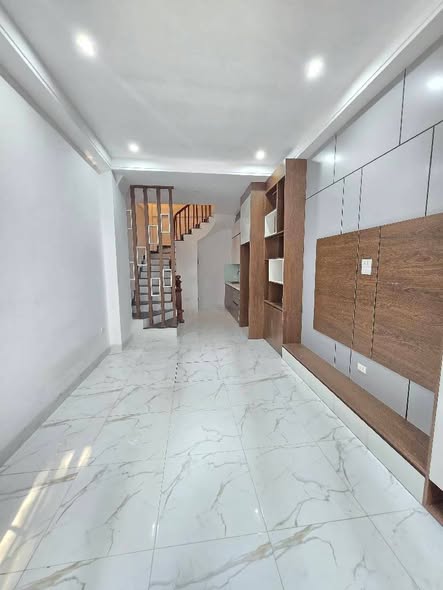 Định công hoàng mai Phân khúc hiếm, Ô tô đỗ cửa hai mặt thoáng