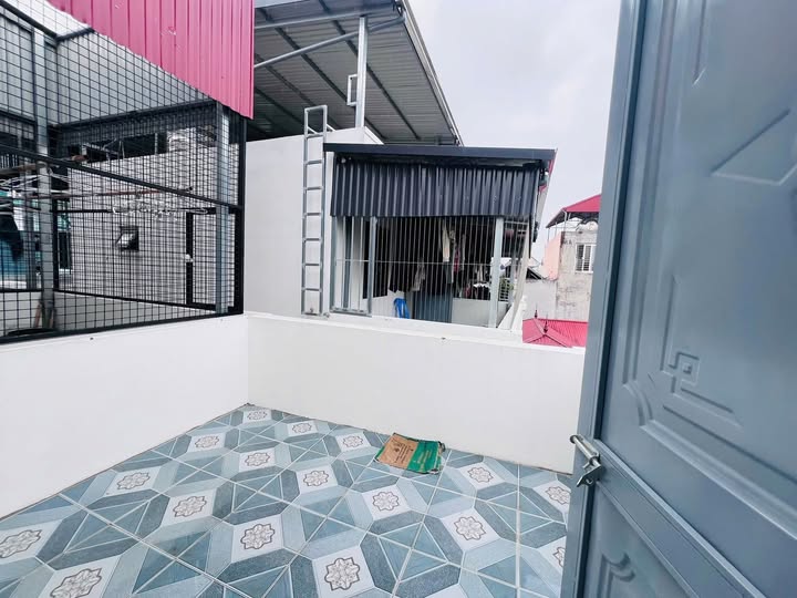 B.á n nhà Quan Nhân 30m 5 tầng ngõ ba gác, vài bước ra ô tô