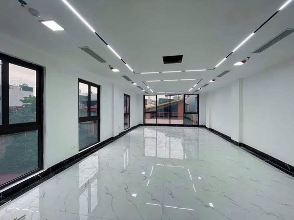 Chỉ 430tr/m2 Sở Hữu Ngay Toà Văn Phòng - Mặt Phố Hoàng Hoa Thám | Vỉa Hè,