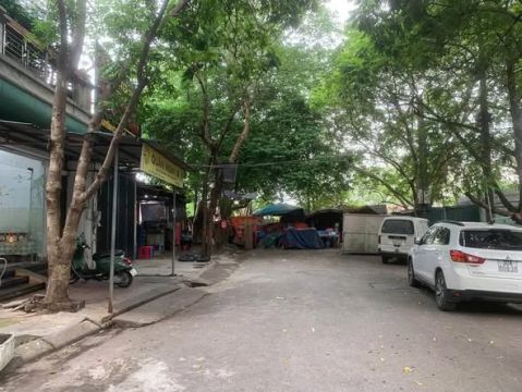 Cho thuê mặt bằng kinh doanh ngõ 143 Trung Kính, Yên Hoà