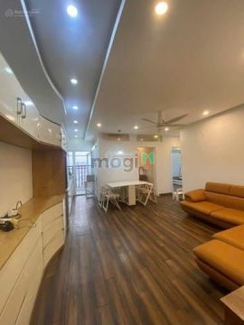 CHCC Tòa C7 Giảng Võ sát Hồ Giảng Võ và TT Vincom, căn góc ở sướng 3PN