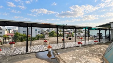 SÂN THƯỢNG 120M² LẠC LONG QUÂN, TÂY HỒ – 7TR/THÁNG