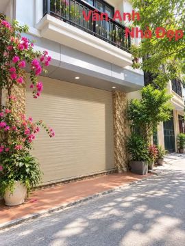 TRƯƠNG ĐỊNH - LÔ GÓC 5 TẦNG - THANG MÁY - NGÕ THÔNG - TẦM 10 TỶ!!