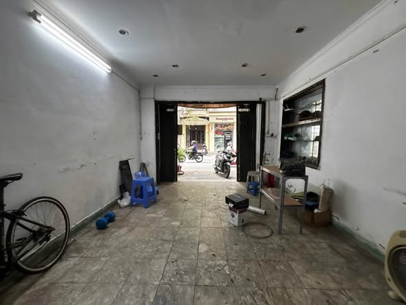 Cho thuê nhà mặt phố, Bạch Mai, Hai Bà Trưng
