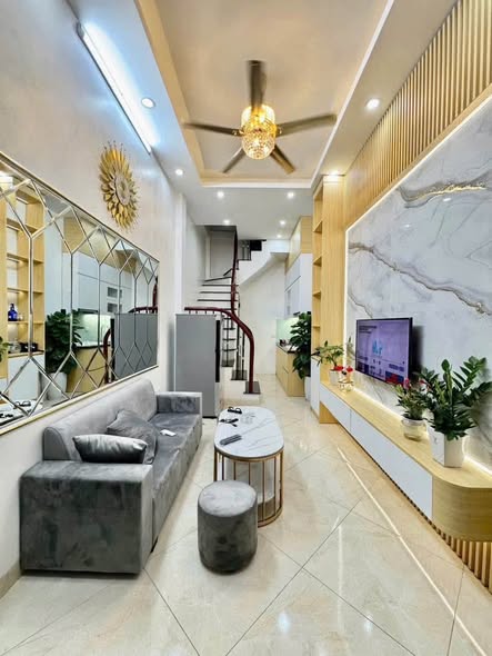 THANH NHÀN – HAI BÀ TRƯNG – NHÀ 5 TẦNG – 2 THOÁNG – SỔ RIÊNG – GIÁ CHỈ 4,5 TỶ