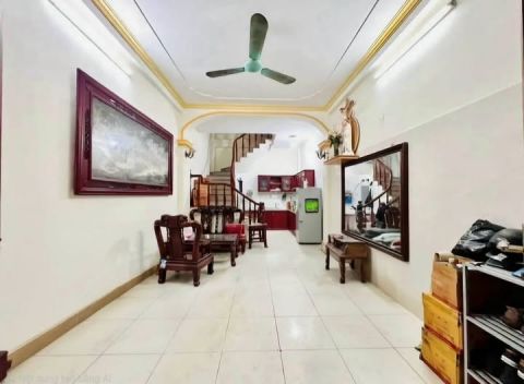 BÁN NHÀ LÔ GÓC 4 TẦNG – TRUNG TÂM HÀNH CHÍNH XÃ THANH TRÌ - Ô TÔ CHẠY QUANH KHU - DÂN TRÍ CAO