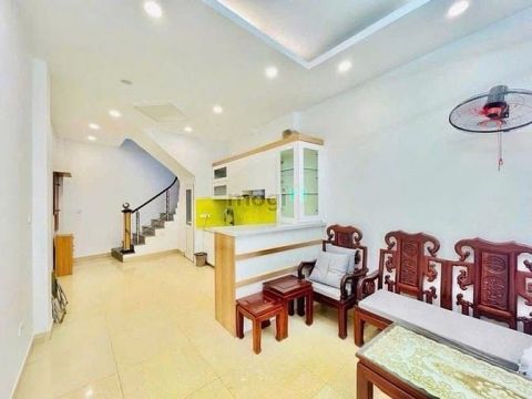 chính chủ bán nhà 36m giá chỉ 1,8 tỷ