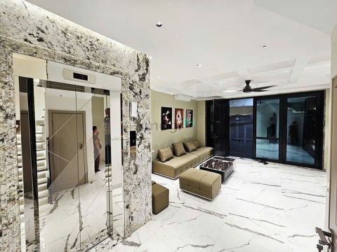Bán nhà đống đa-41m-7 tầng thang máy-view hồ-3m ra ôtô-nở hậu-Kd-16 tỷ