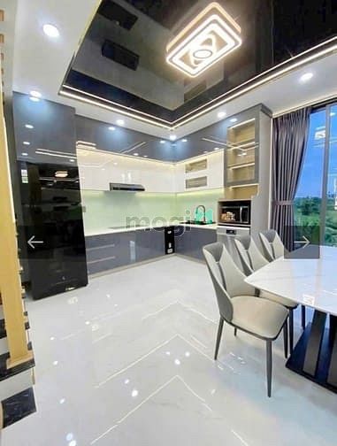 Bán nhà mới Trần Thái Tông-42m-6 Tầng-MT3.7m-Gần Ôtô-Thang máy-15 tỷ