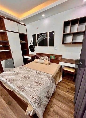 CHDVChùa hà-6 tầng thang máy-TT cầu giấy-9phòng khép kín-dòng tiền lớn