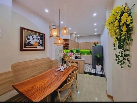 Lô Cầu giấy-44m-vỉa hè-Ôtô tránh-kinh doanh đỉnh-5 tầng-giá chi 16 tỷ