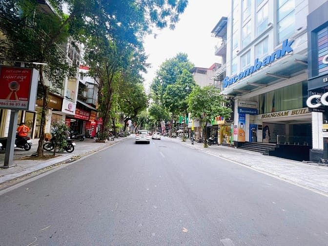 Bán Mặt phố Bạch Mai - Trung tâm 2 Bà- Kinh doanh sầm uất - 97m- 35 Tỷ