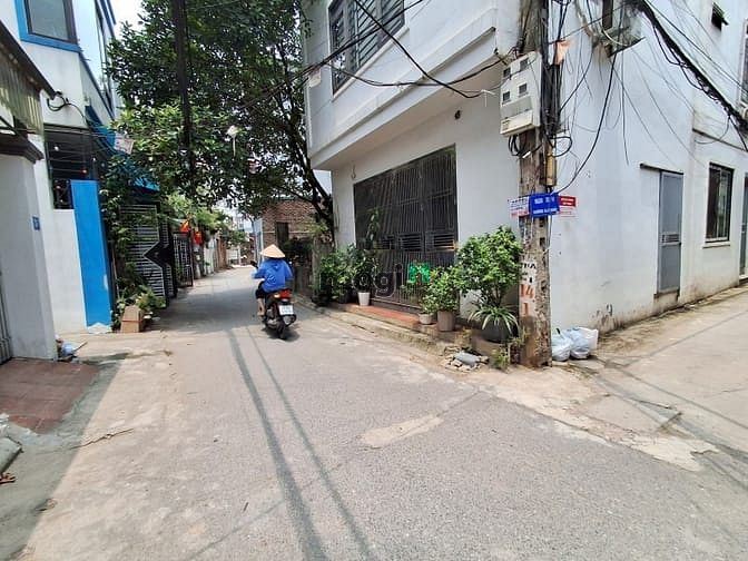 Phố Bát Khói Long Biên – 66 M2 – 6 Tầng – MT 5.1 M – Giá 13.8 Tỷ.