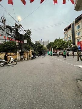 Vũ Xuân Thiều Long Biên Ô TÔ – 95 M2 – 3 Tầng – MT 5.4 M – Giá 17.8 Tỷ