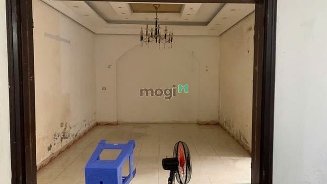 Phố Phú Viên Long Biên – Ô TÔ Tr - 121 M2 – 2 T – MT 7.5 M – Giá 17.8
