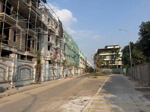 Tư Đình Long Biên – Ô TÔ – 136 M2 – Đất – MT 4.5 M – Giá 20.6 Tỷ.