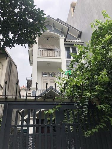 Ngọc Thuỵ - Long Biên – Ô TÔ – 121 m2 – 3 Tầng – MT 6 M – Giá 21.3 Tỷ.