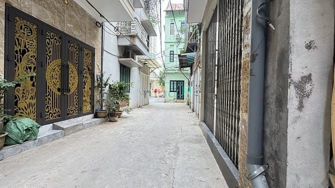 Ngọc Lâm – Long Biên – Ô Tô – 46 M2 – 2 Tầng – MT 3.7 M – Giá 11.8 Tỷ.