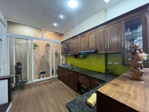 Quảng Khánh – Tây Hồ - Ô Tô – 72 M2 – 5 Tầng – MT 4 M – Giá 25.7 Tỷ.