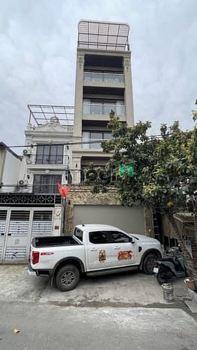 Nguyễn Văn Cừ - Long Biên – Ô TÔ Tr – 92 M2 – 7 Tầng – MT 5 M - Giá 17