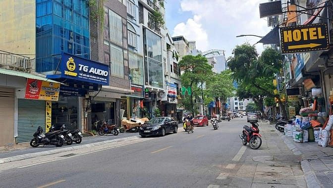 Hàng Hiếm | Mặt phố Vọng | 54m2 | MT 3.2m | Giá chỉ 23 tỷ