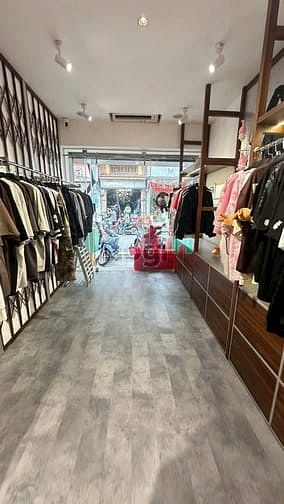 Hiếm | Mặt phố Hàng Nón | 34m2 x 4 tầng | MT 3.3m | Giá nhỉnh 30 tỷ