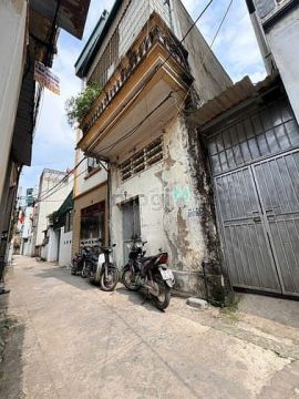Thạch Bàn – Long Biên, Bán Đất Tặng Nhà 2 Tầng, Ngõ Thông Ô tô 5 Chỗ.