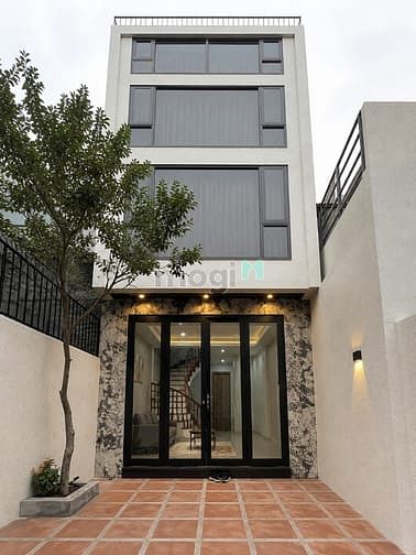 Phố Lệ Mật 12,2 Tỷ nhà 70m mới xây